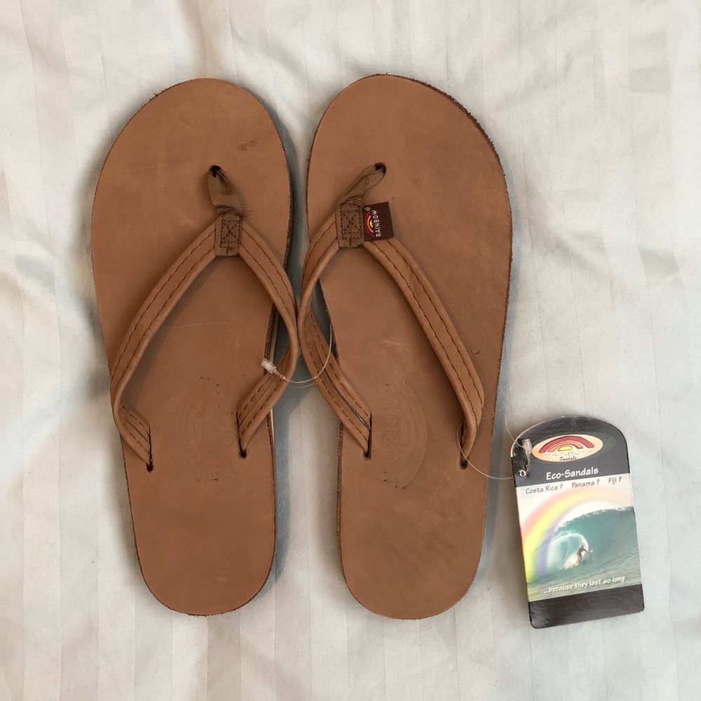 BNWT Rainbow Narrow Strap Sandal